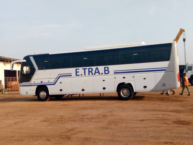 Bus E.TRA.B marqué